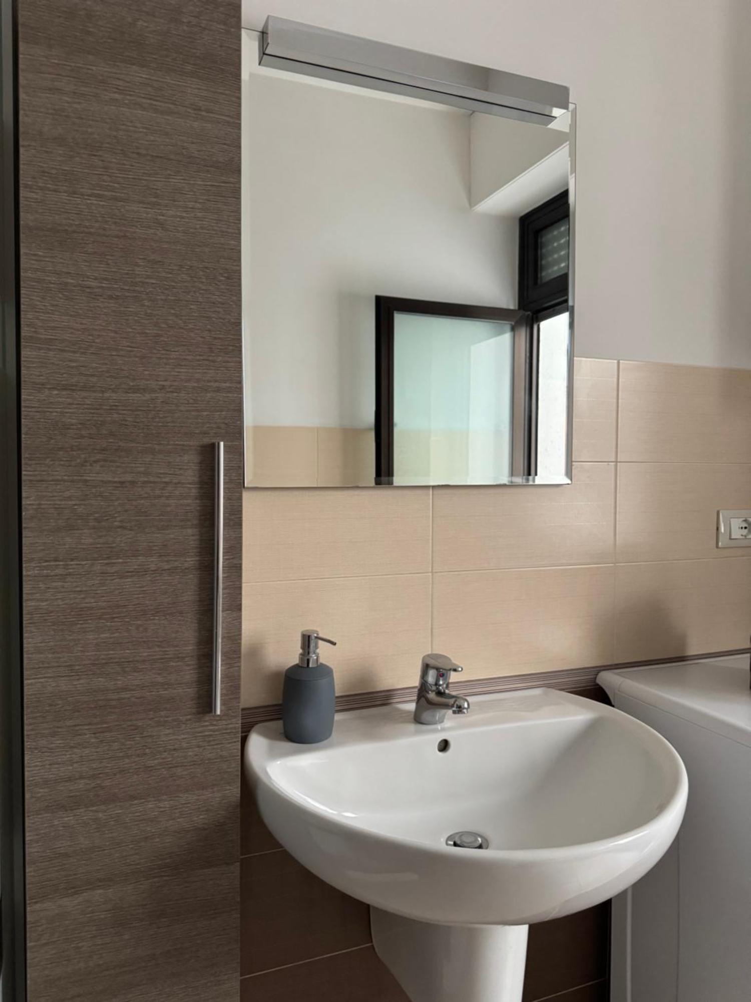 Casa Manthone - Luxrental Apartments ペスカーラ エクステリア 写真